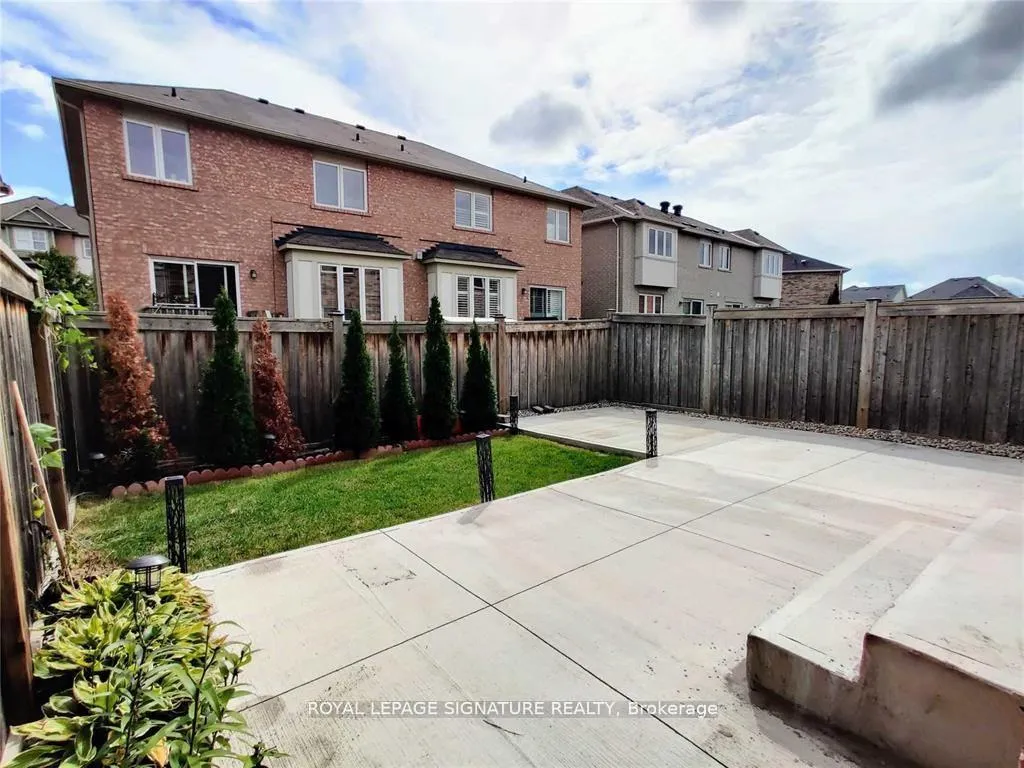 Photo 18 of 180 Mcdougall Crossing, Milton, Harrison — HOMEH