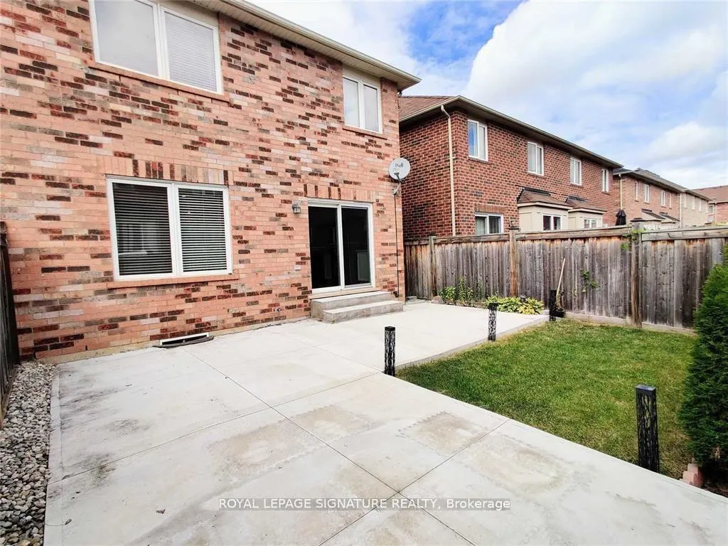 Photo 19 of 180 Mcdougall Crossing, Milton, Harrison — HOMEH