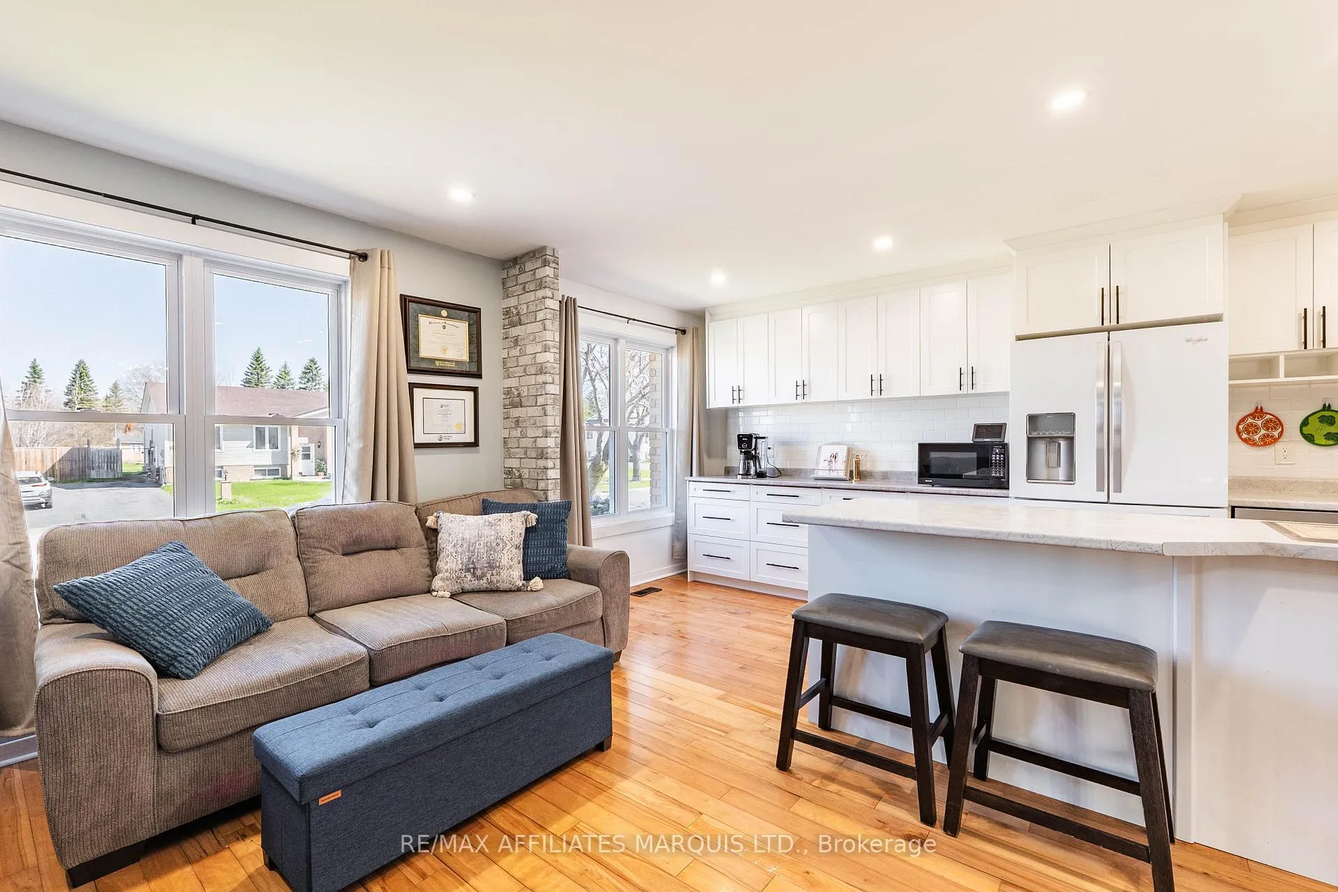 Photo 7 of 124 Northwoods Crescent, Cornwall — HOMEH