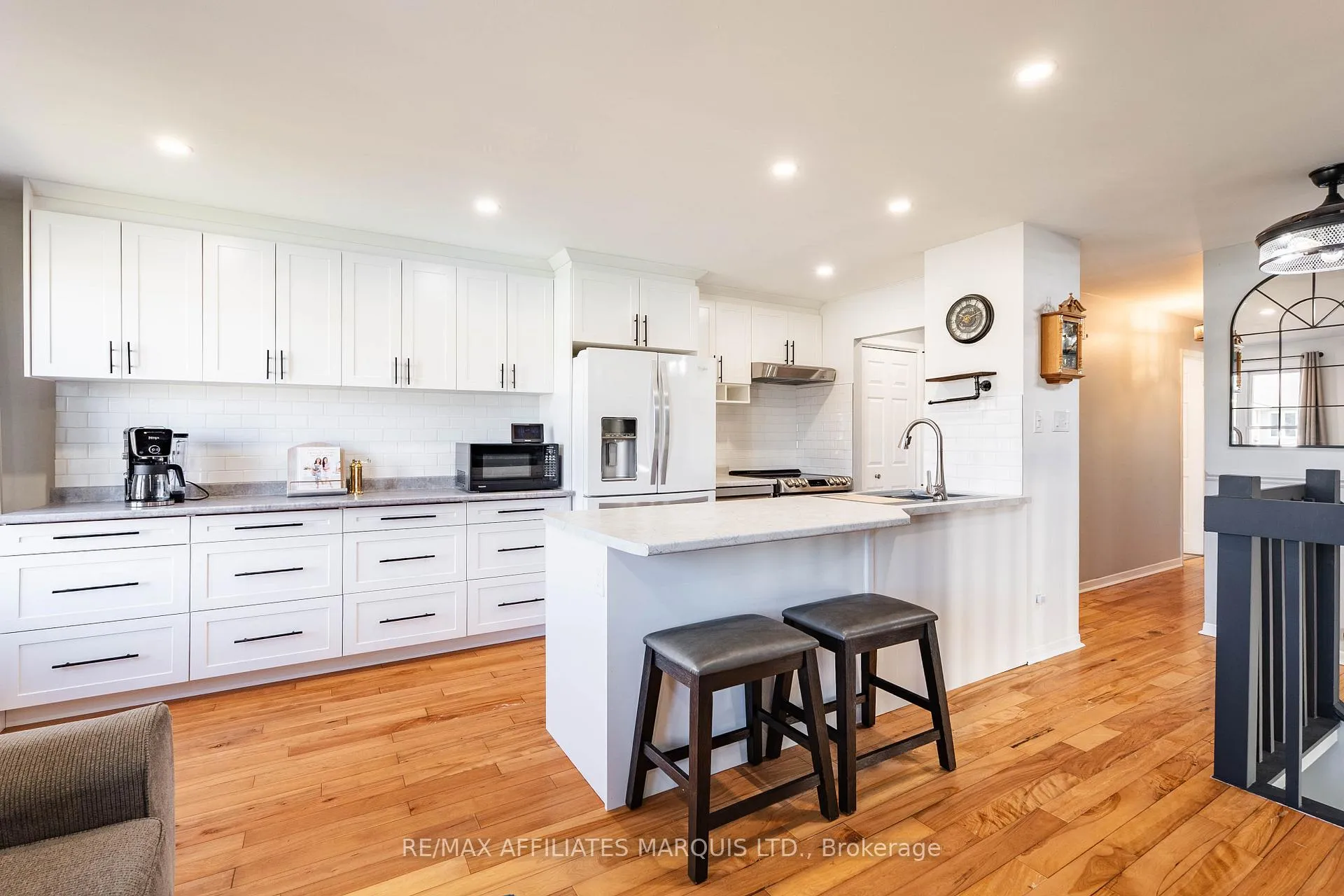 Photo 10 of 124 Northwoods Crescent, Cornwall — HOMEH
