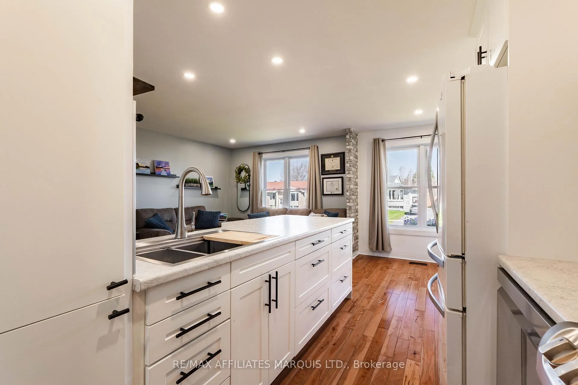 Photo 14 of 124 Northwoods Crescent, Cornwall — HOMEH
