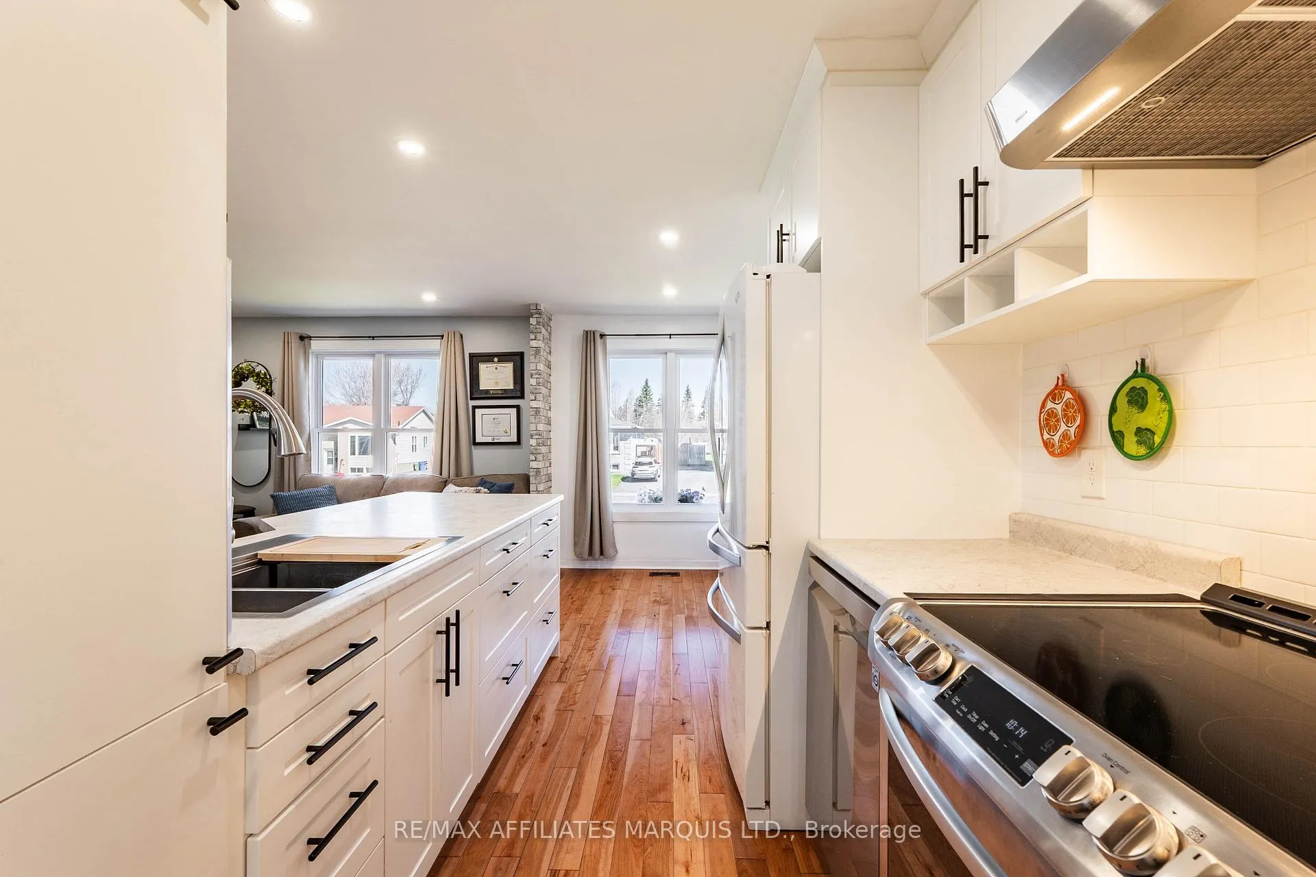 Photo 16 of 124 Northwoods Crescent, Cornwall — HOMEH