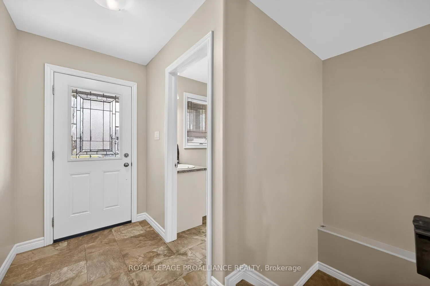 Photo 3 of 324 Fischl Drive, Prescott — HOMEH