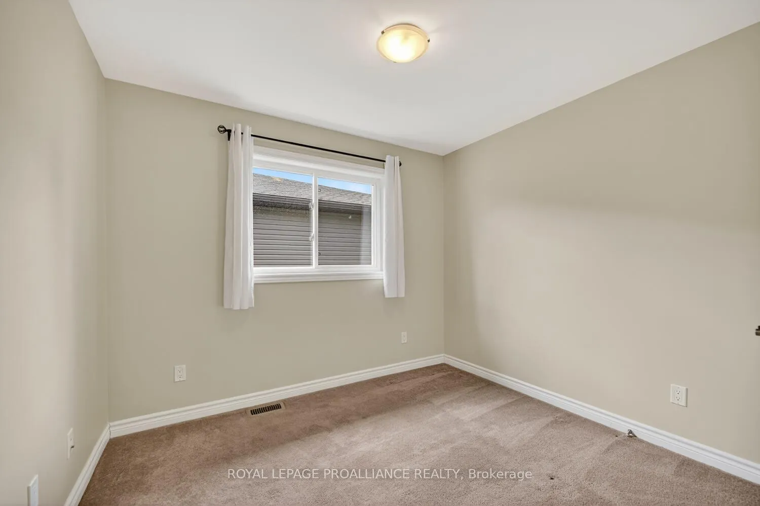 Photo 18 of 324 Fischl Drive, Prescott — HOMEH