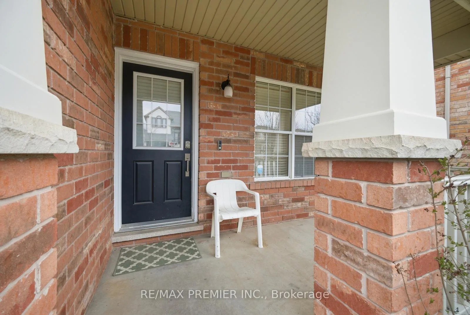 Photo 4 of 922 Hepburn Road, Milton, Coates — HOMEH