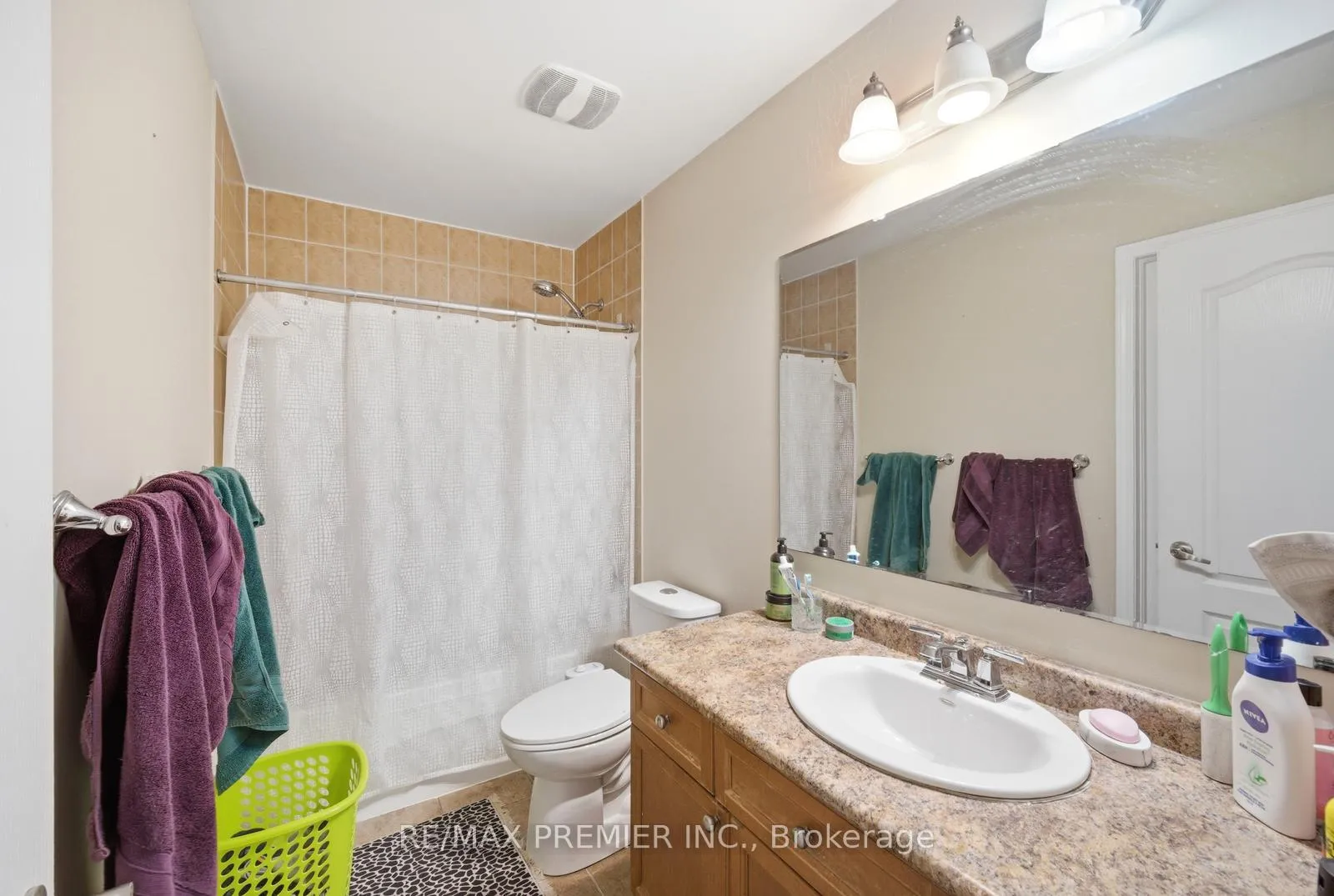 Photo 28 of 922 Hepburn Road, Milton, Coates — HOMEH