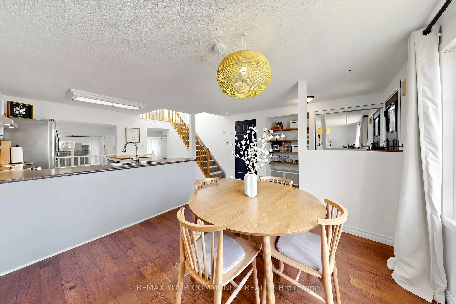 Photo 10 of 91 Columbia Road, Barrie, Holly — HOMEH