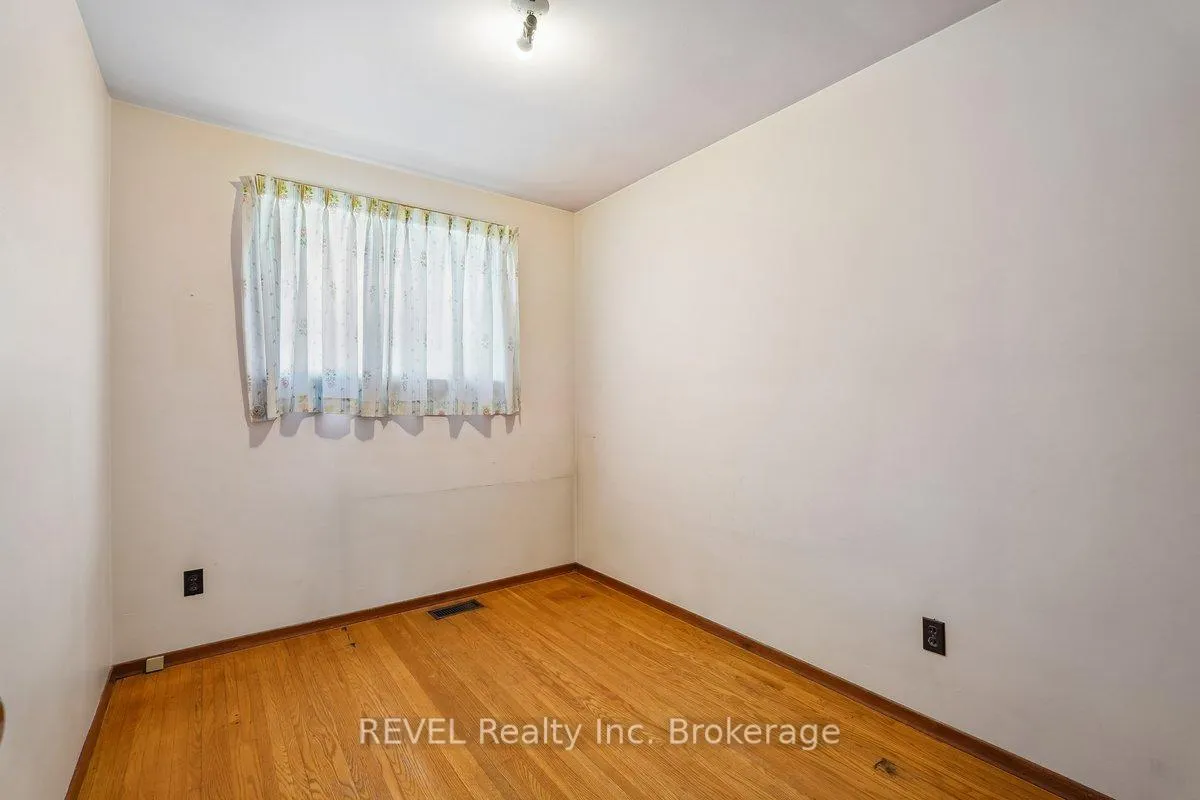 Photo 7 of 547 Quebec Street, Hamilton, Parkview — HOMEH