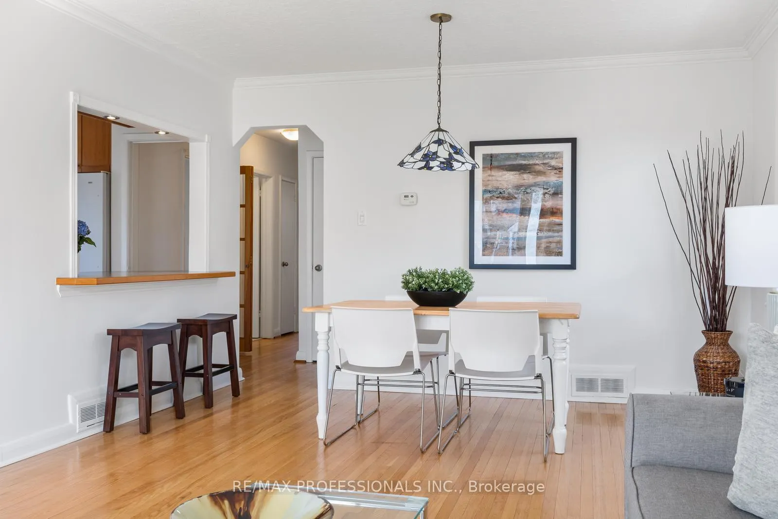 Photo 6 of 25 Charleston Road, Etobicoke, Islington-City Centre West — HOMEH