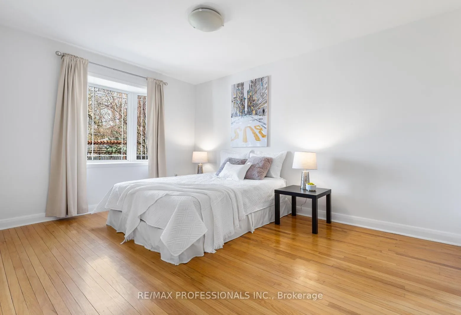 Photo 10 of 25 Charleston Road, Etobicoke, Islington-City Centre West — HOMEH