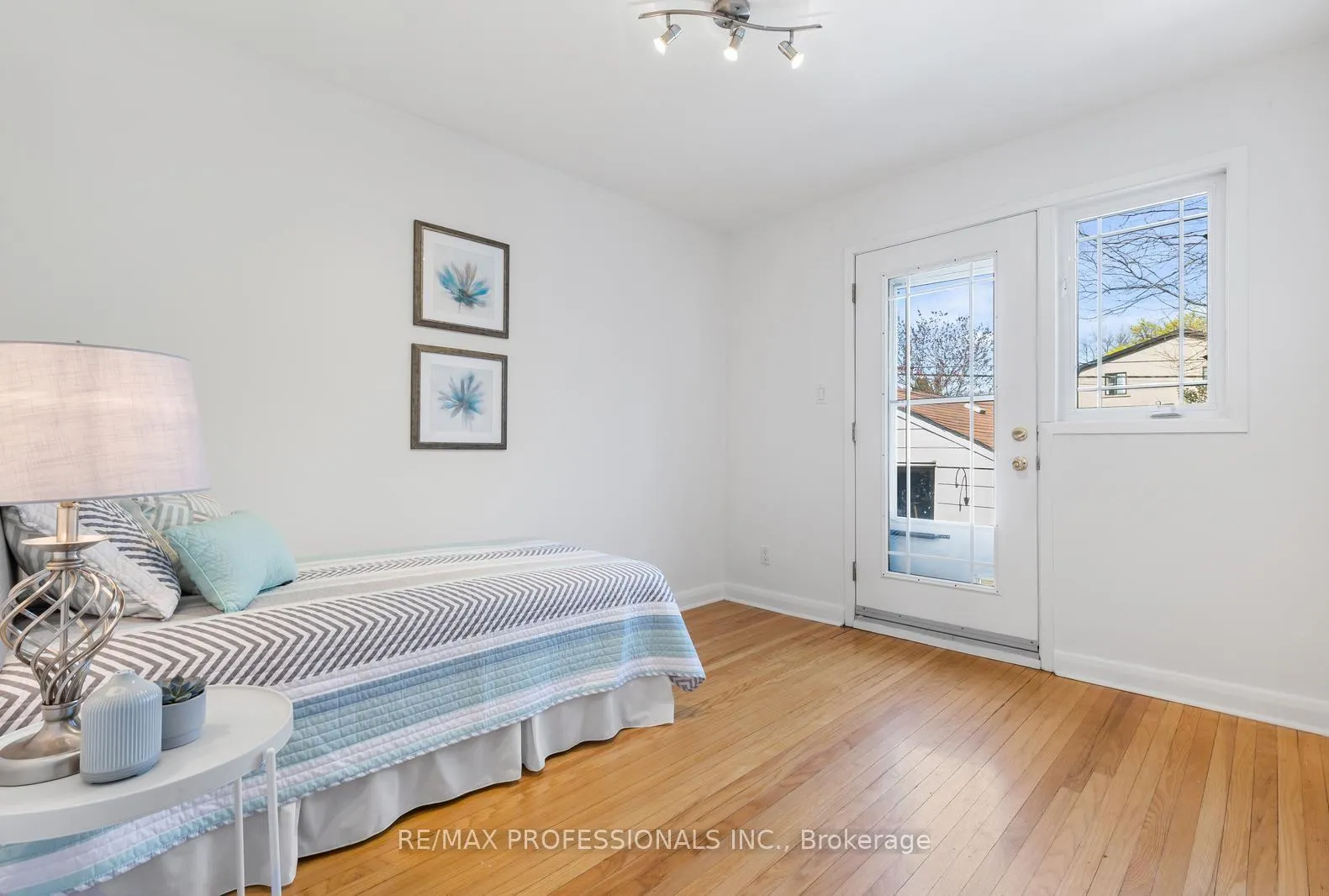 Photo 14 of 25 Charleston Road, Etobicoke, Islington-City Centre West — HOMEH