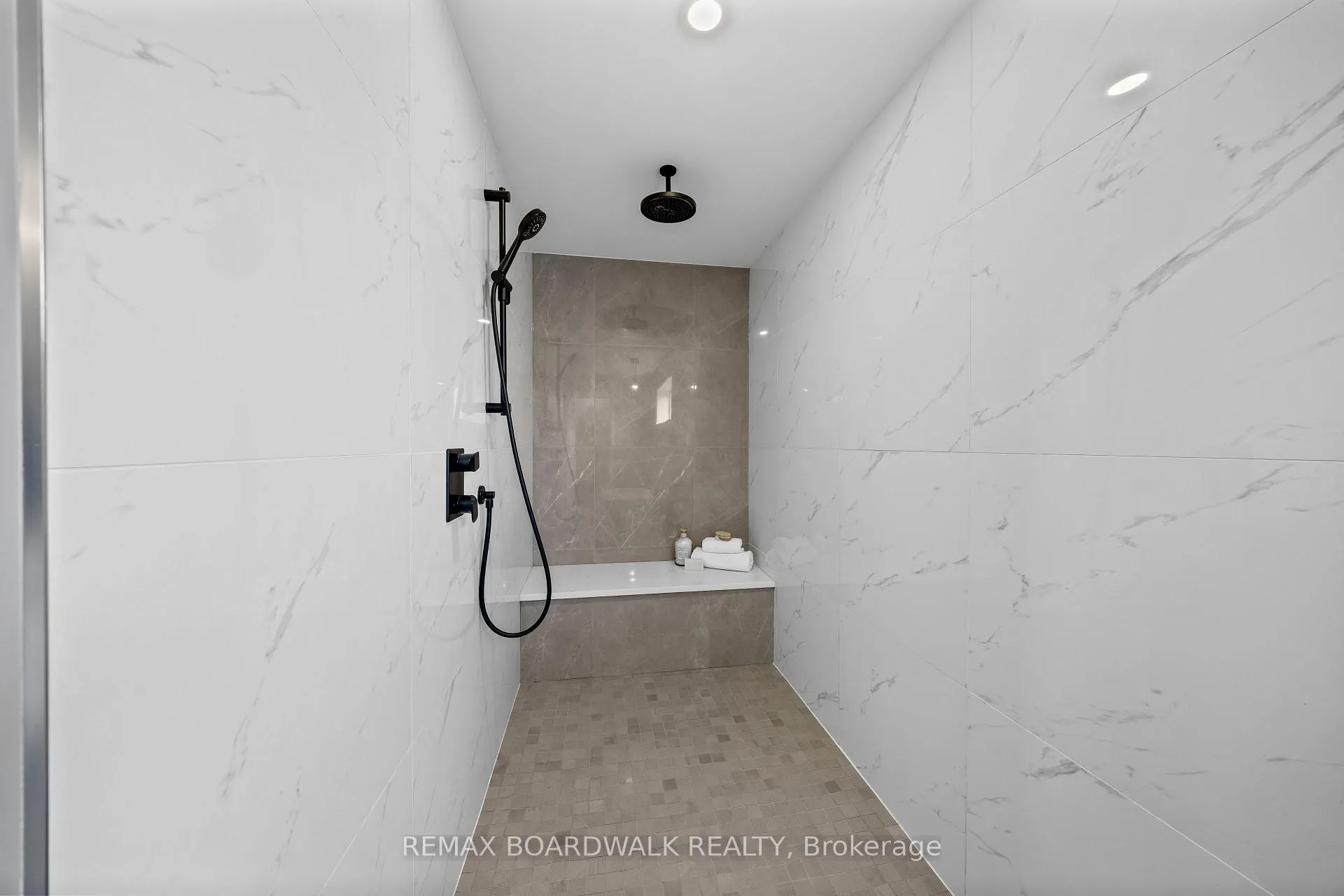 Photo 23 of 104 Stonewood Drive, Beckwith, Beckwith Twp — HOMEH