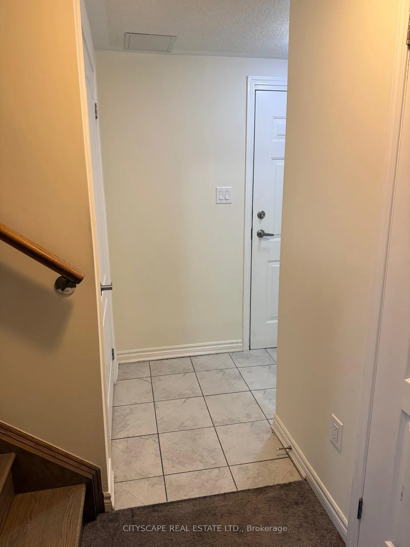 Photo 2 of Unit 604, 1148 Dragonfly Avenue, Pickering, Rural Pickering — HOMEH