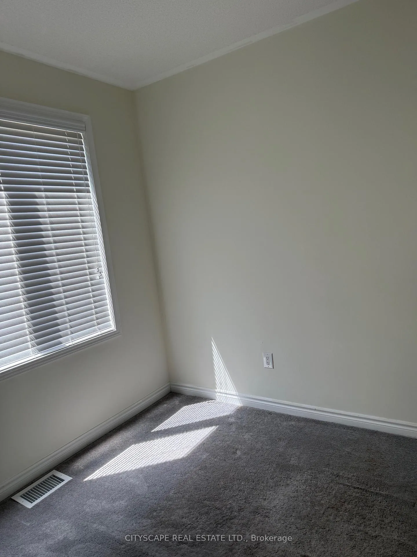 Photo 13 of Unit 604, 1148 Dragonfly Avenue, Pickering, Rural Pickering — HOMEH