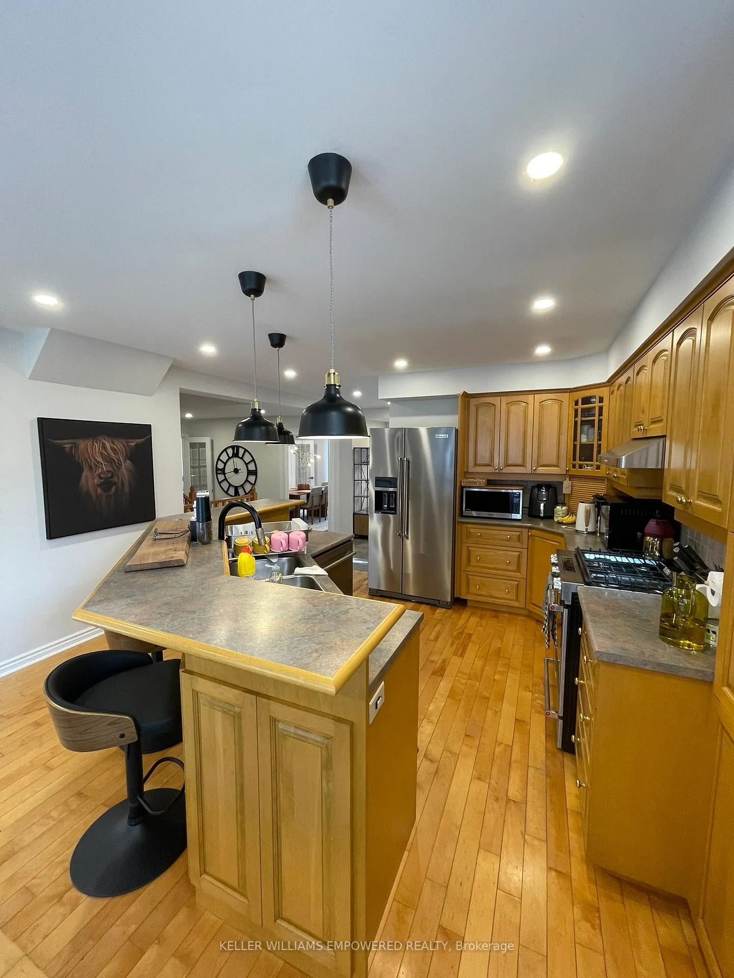 Photo 11 of 28 Foreht Crescent, Aurora, Aurora Heights — HOMEH