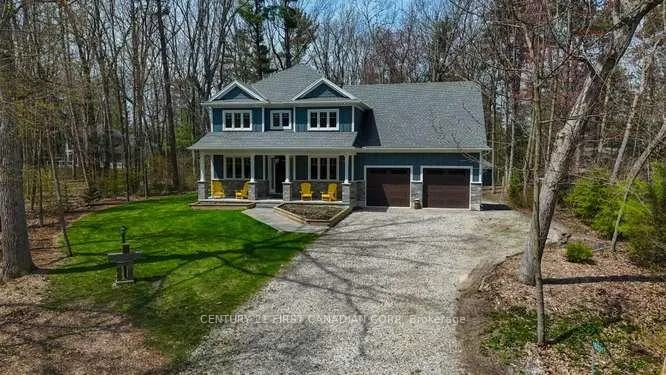Front of 10331 Sherwood Crescent