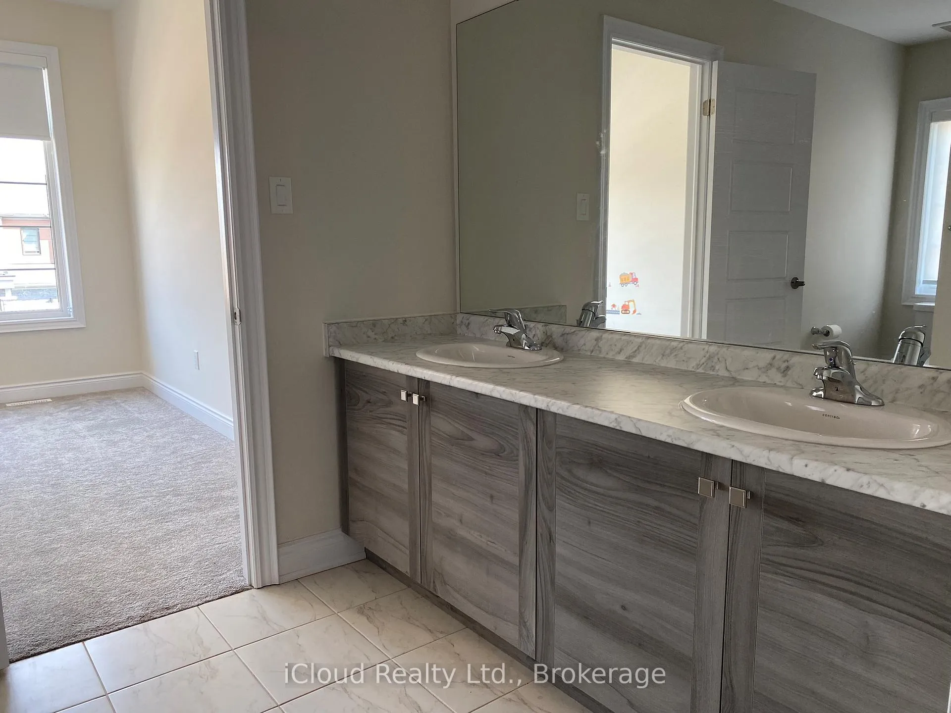 Photo 12 of Unit Upper Unit, 142 David Street, Haldimand — HOMEH