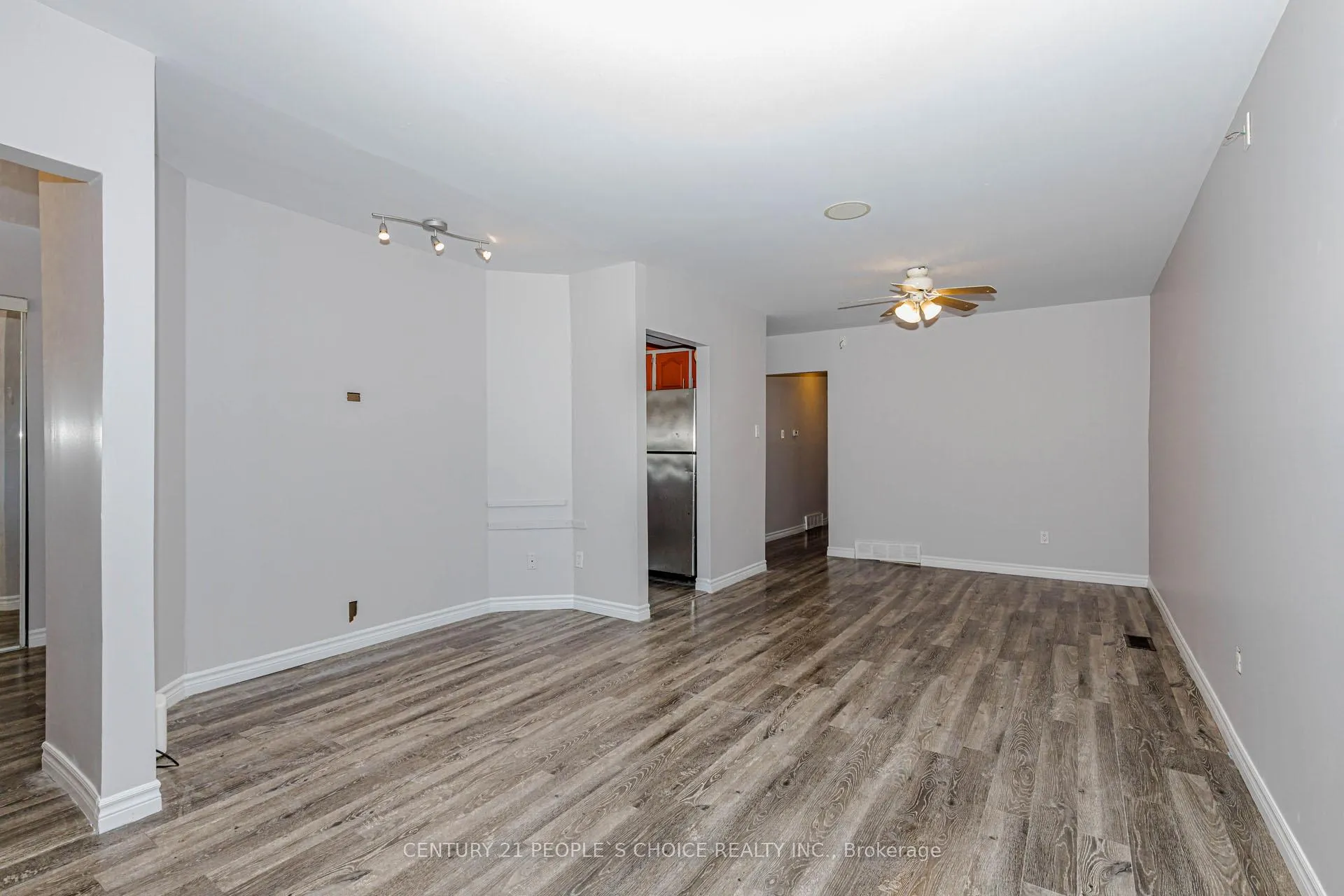 Photo 6 of 8 Dean Street N, Brampton, Brampton East — HOMEH