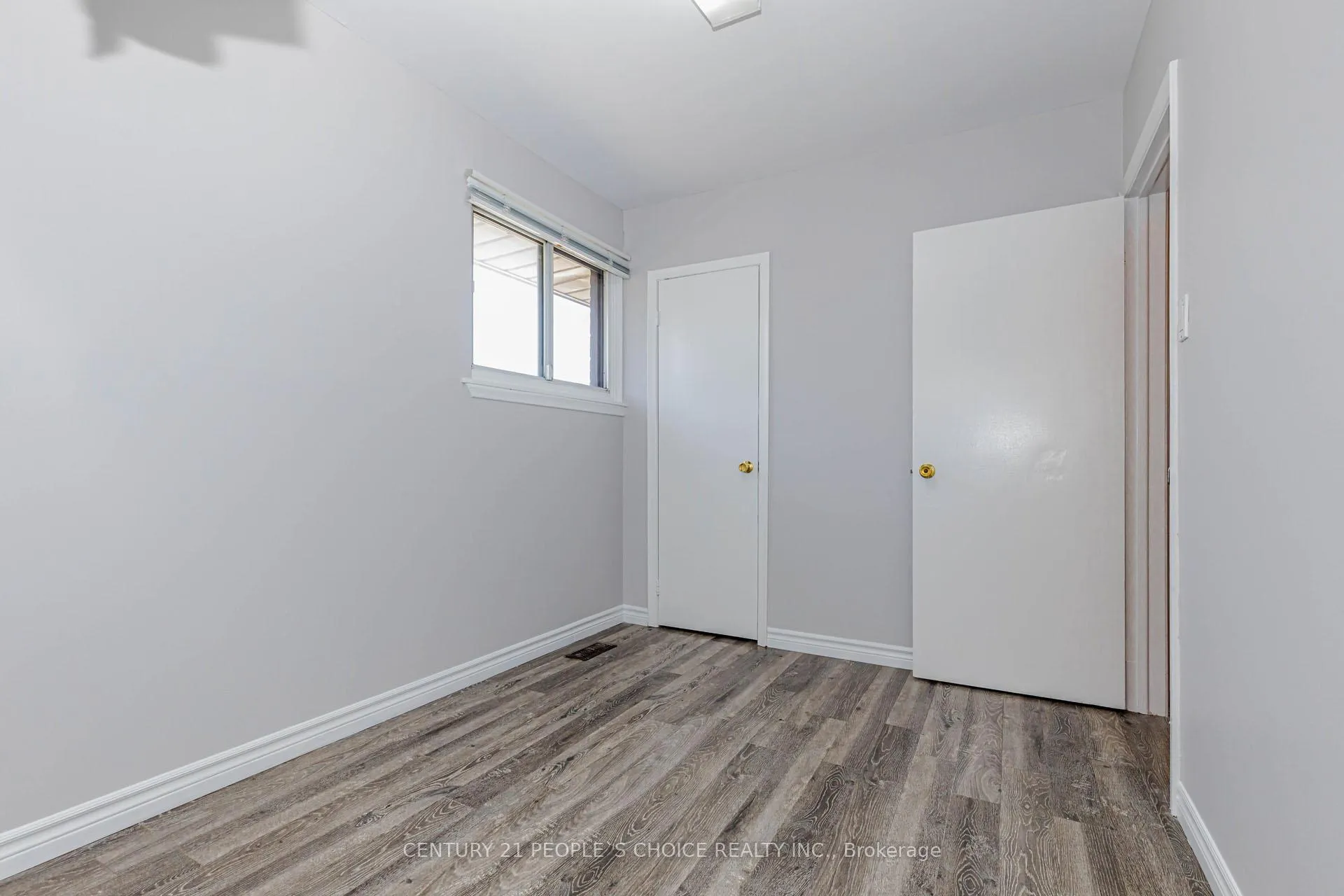 Photo 18 of 8 Dean Street N, Brampton, Brampton East — HOMEH