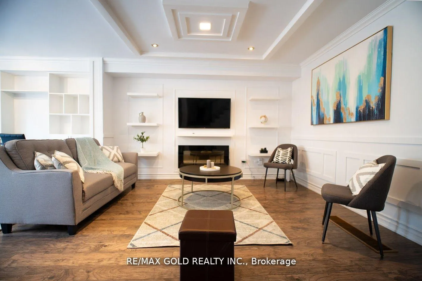 Photo 7 of 7702 Buckeye Crescent, Niagara Falls, Brown — HOMEH