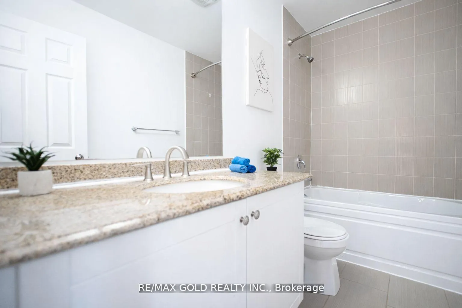 Photo 19 of 7702 Buckeye Crescent, Niagara Falls, Brown — HOMEH
