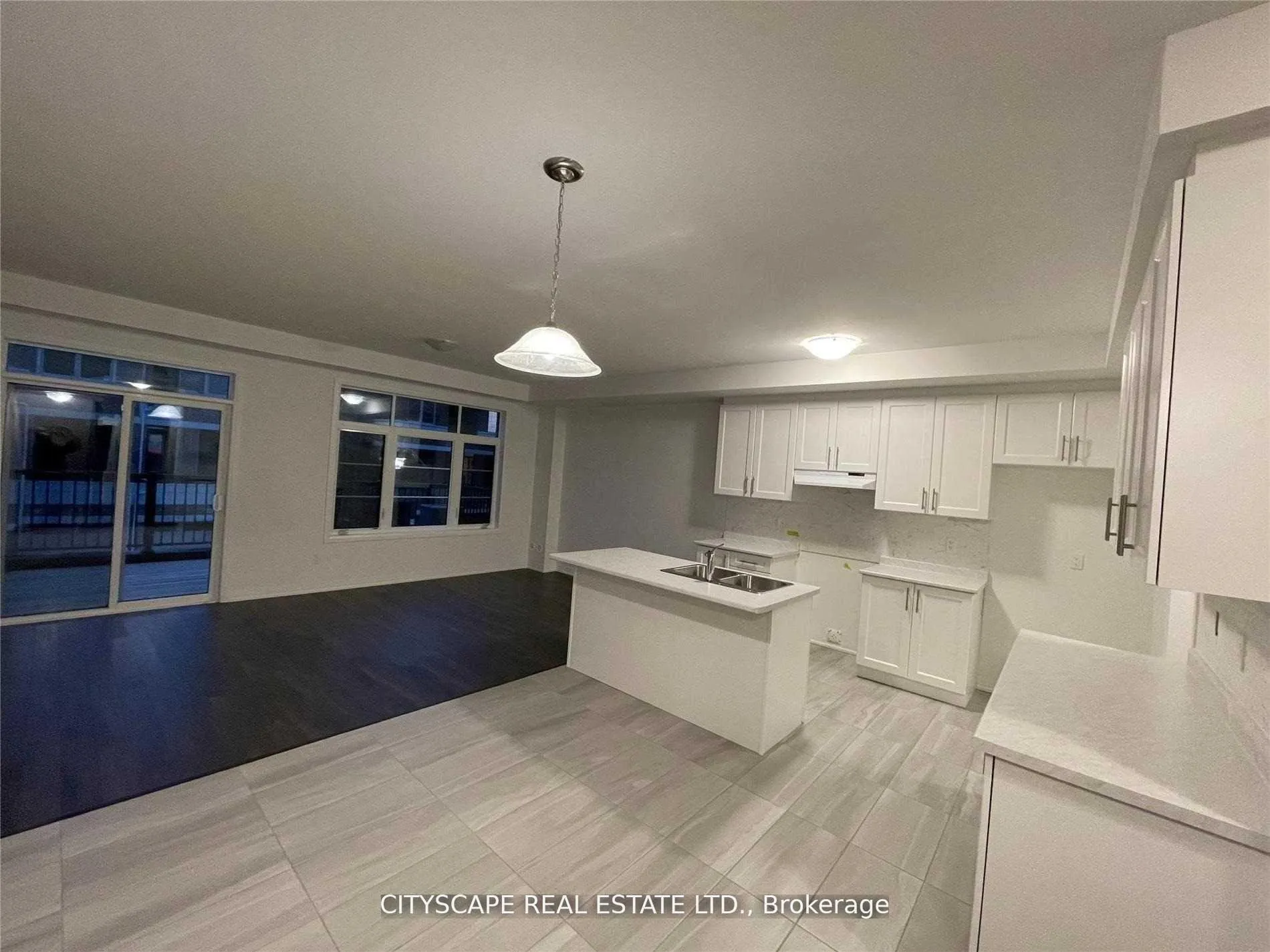 Photo 8 of 32 Floyd Ford Way, Markham, Cedar Grove — HOMEH