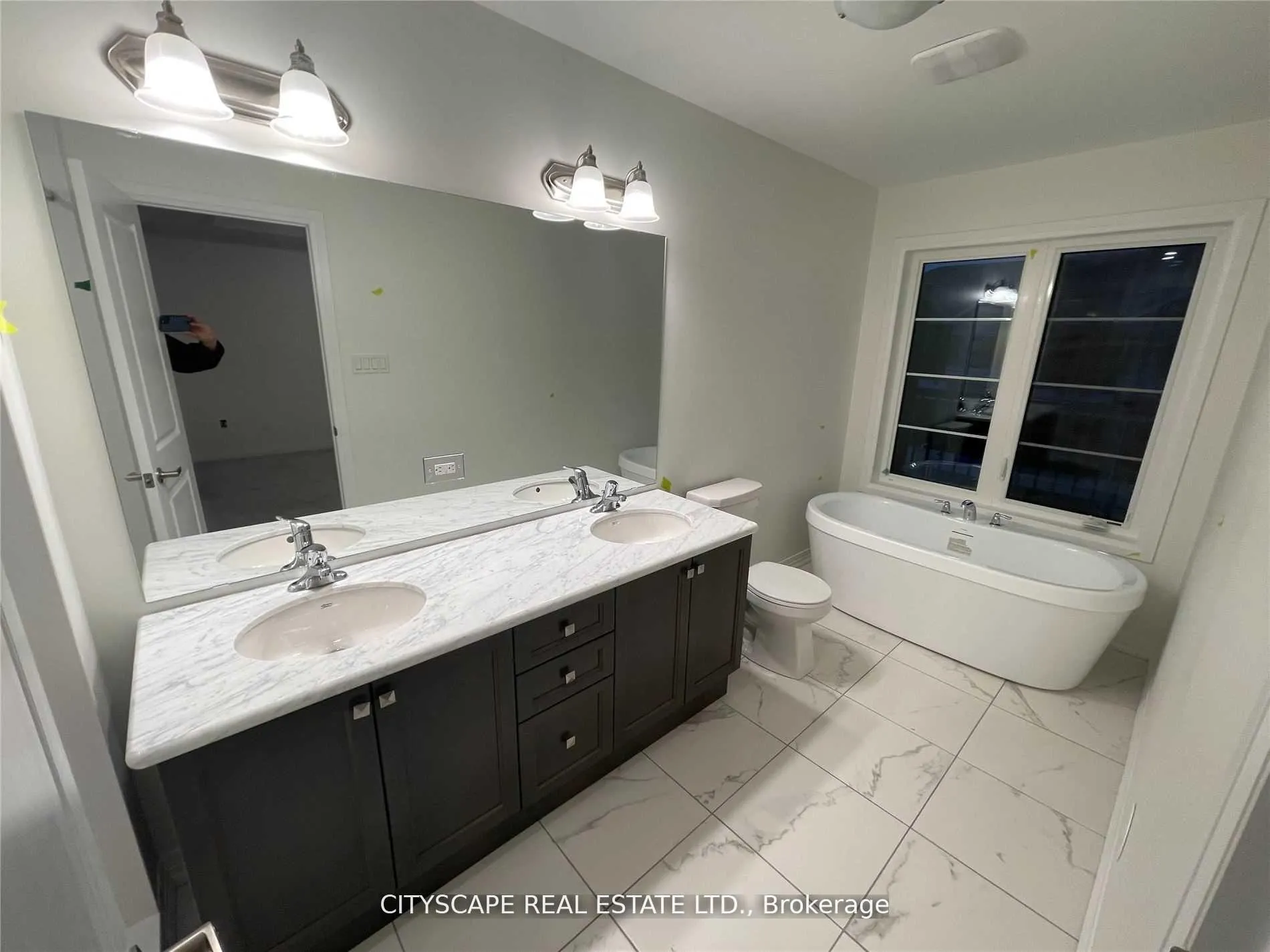 Photo 15 of 32 Floyd Ford Way, Markham, Cedar Grove — HOMEH