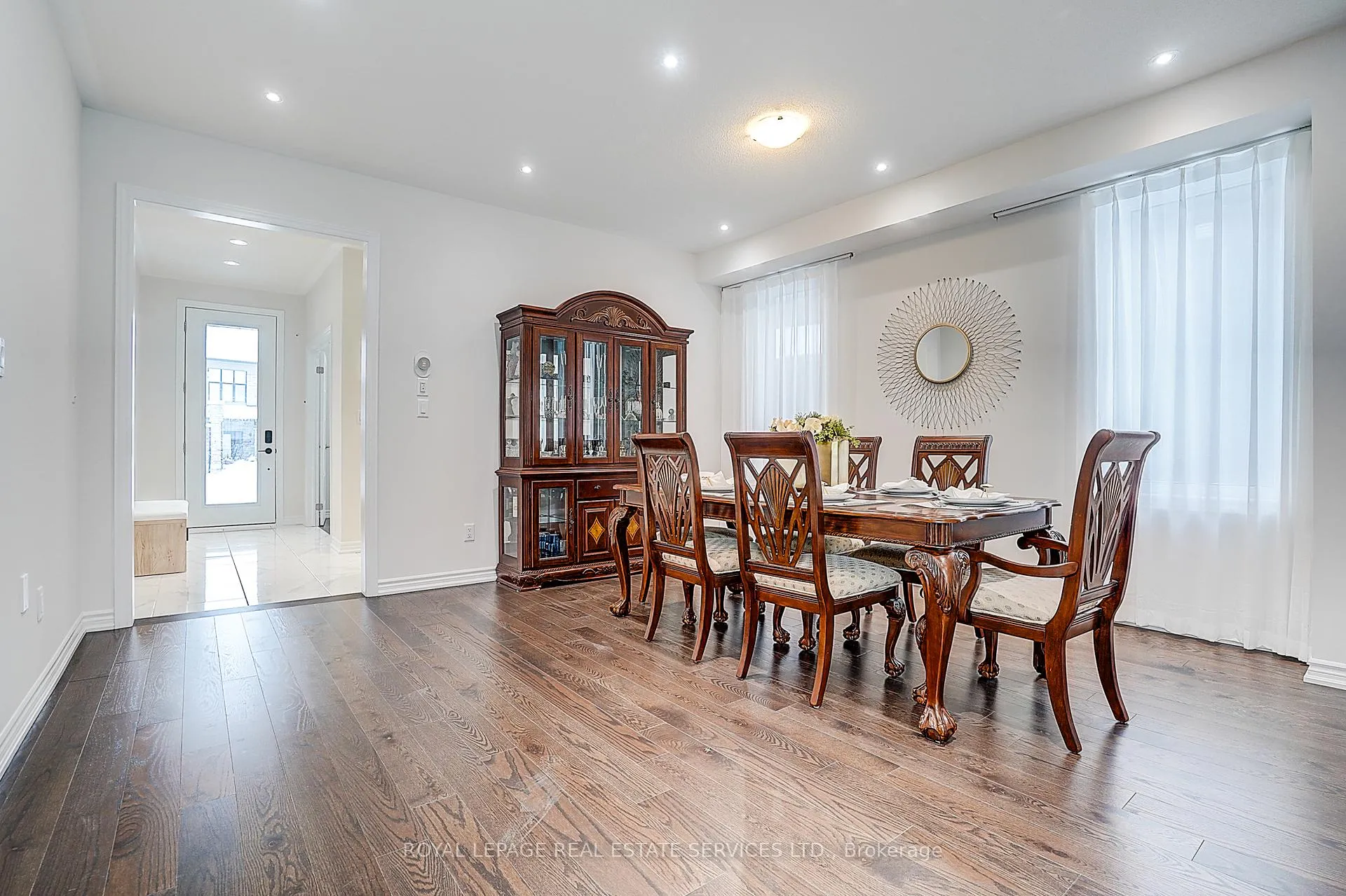 Photo 8 of 51 Nicort Road, Wasaga Beach — HOMEH