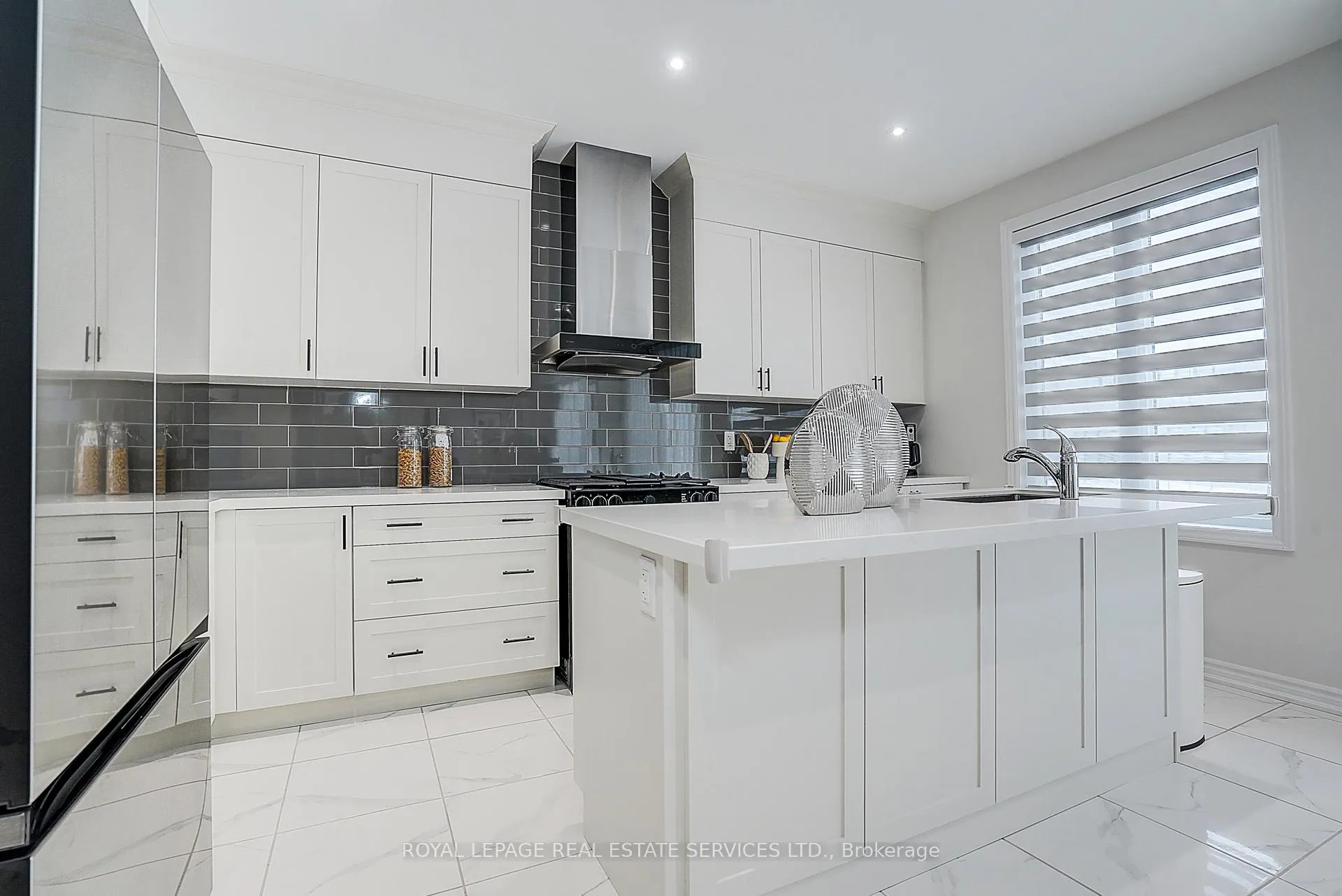 Photo 15 of 51 Nicort Road, Wasaga Beach — HOMEH