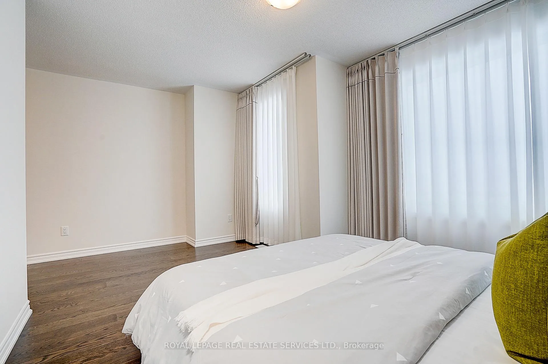 Photo 41 of 51 Nicort Road, Wasaga Beach — HOMEH