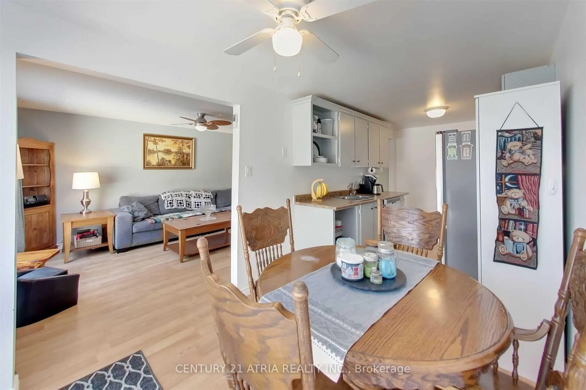 Photo 1 of 27 Dickens Drive, Barrie, Letitia Heights — HOMEH