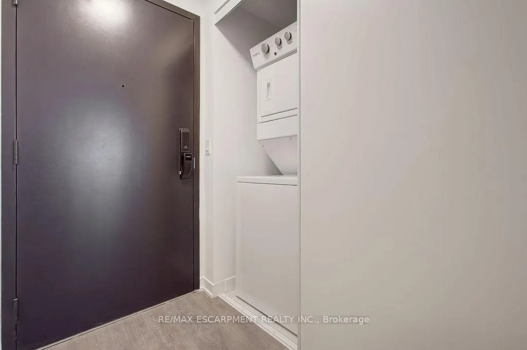 Photo 7 of Unit C905, 4878 Powers Common, Burlington, Alton — HOMEH