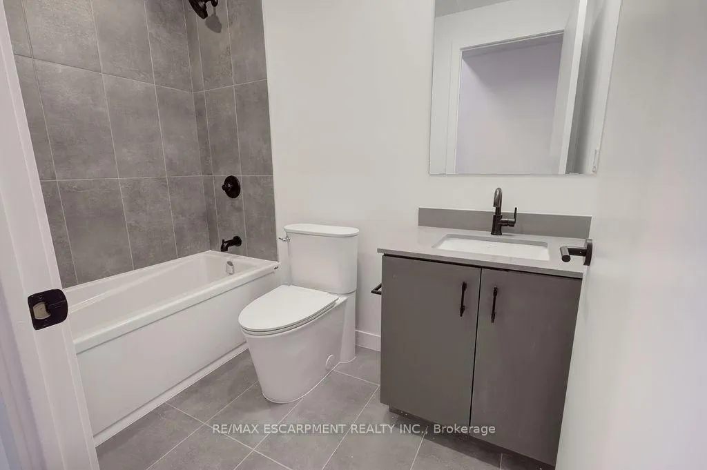Photo 11 of Unit C905, 4878 Powers Common, Burlington, Alton — HOMEH