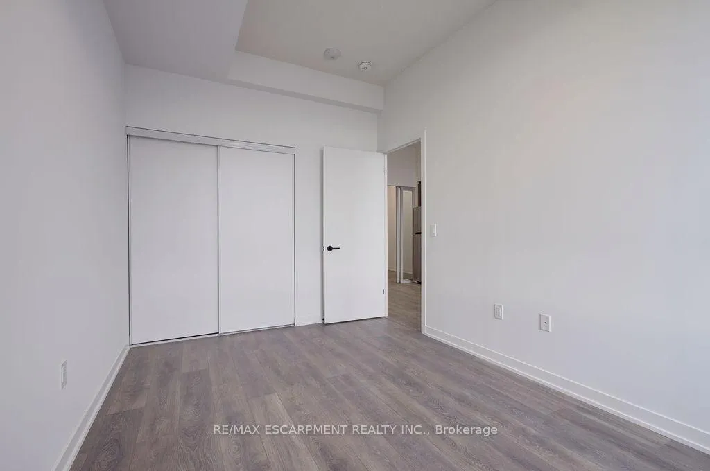 Photo 32 of Unit C905, 4878 Powers Common, Burlington, Alton — HOMEH