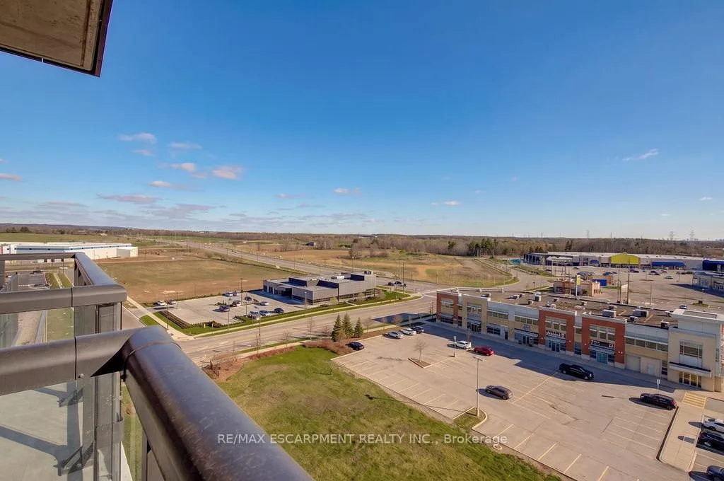 Photo 36 of Unit C905, 4878 Powers Common, Burlington, Alton — HOMEH