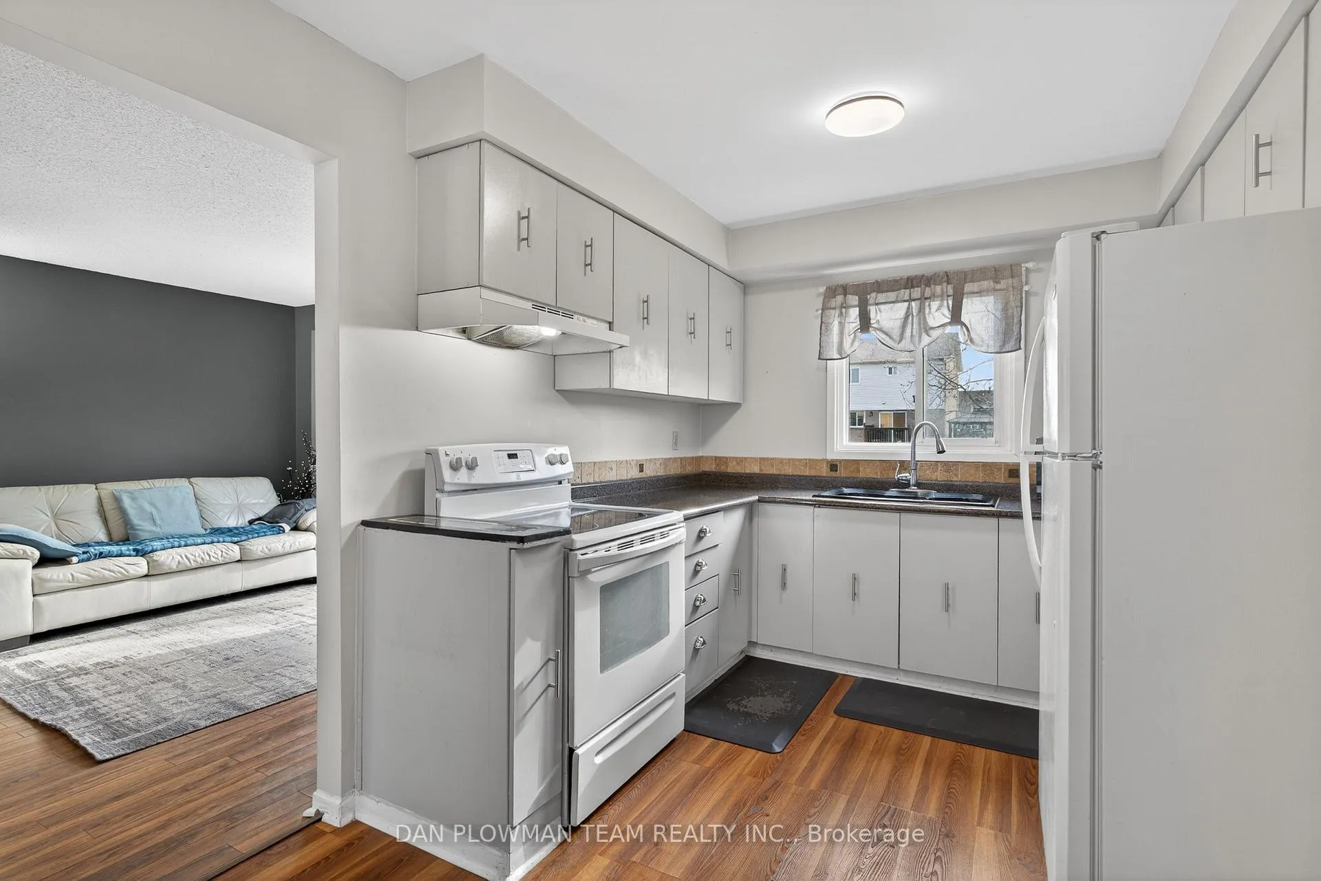 Photo 13 of 2 Allard Avenue, Ajax, Central East — HOMEH