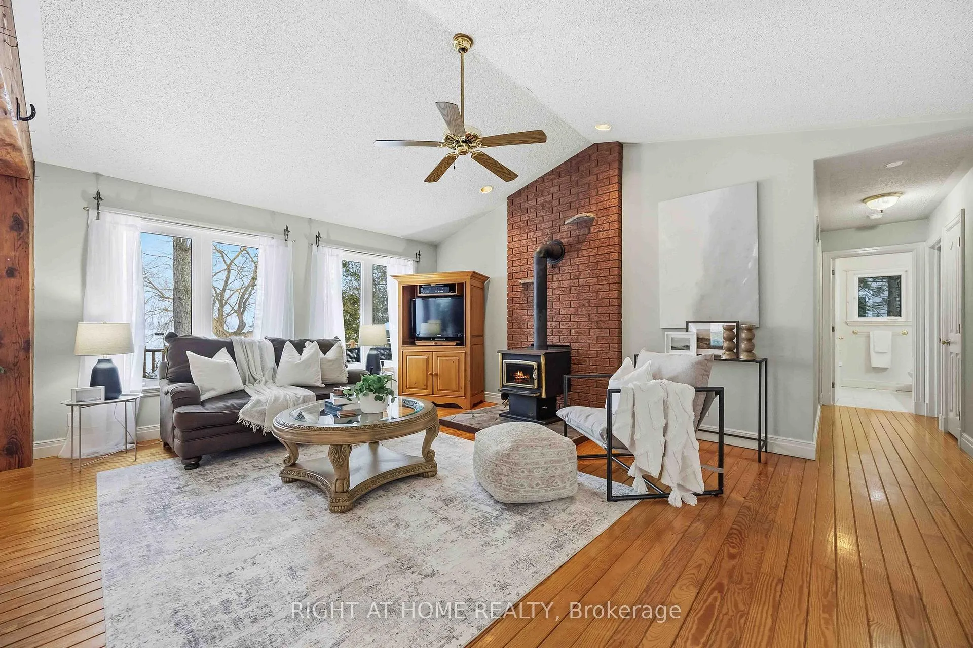 Photo 3 of 28 Birch Island Road, Scugog, Rural Scugog — HOMEH