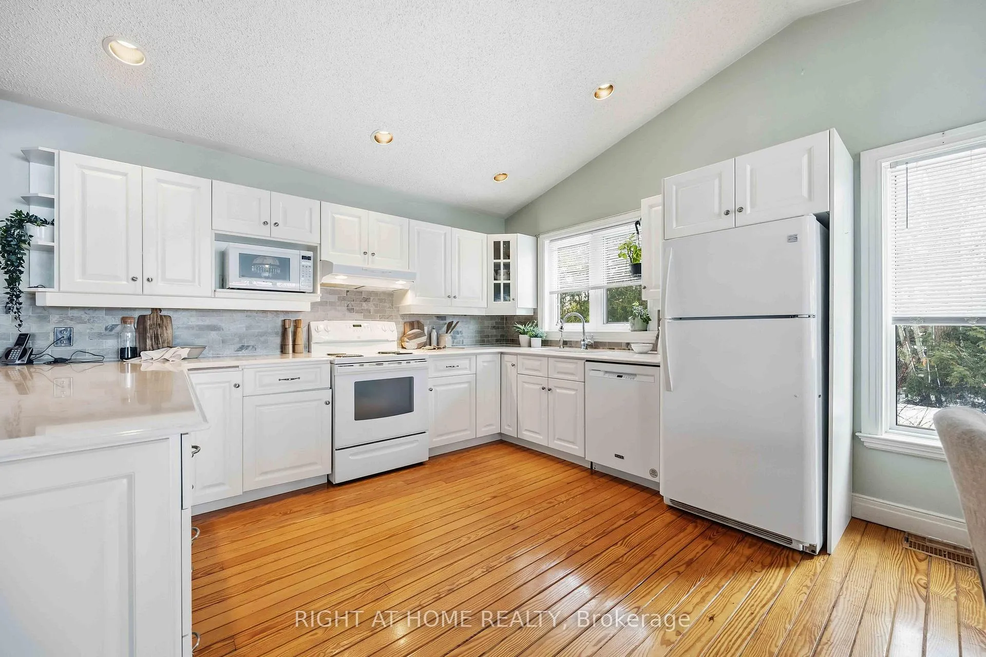 Photo 12 of 28 Birch Island Road, Scugog, Rural Scugog — HOMEH