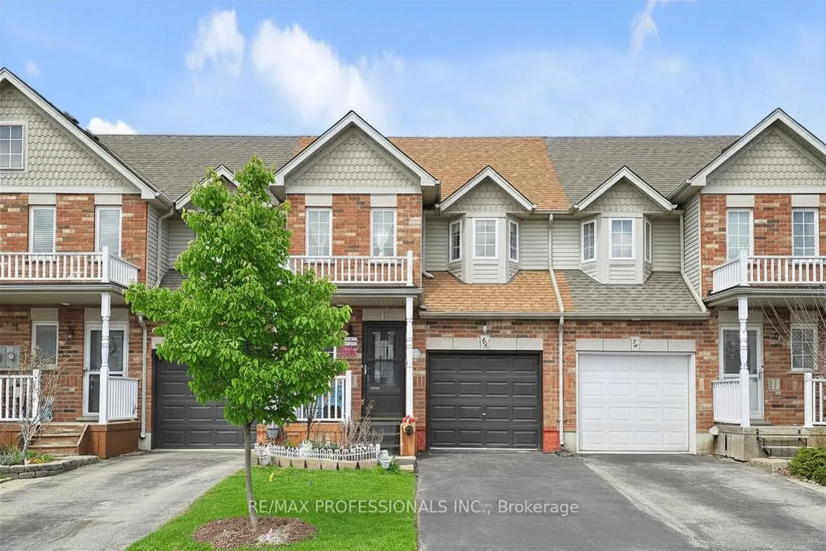 Photo of 44 Shephard Avenue