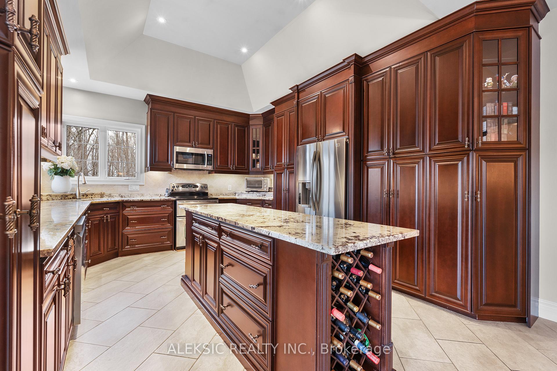 Photo 9 of 9797 Hunsden Side Road, Caledon, Palgrave — HOMEH