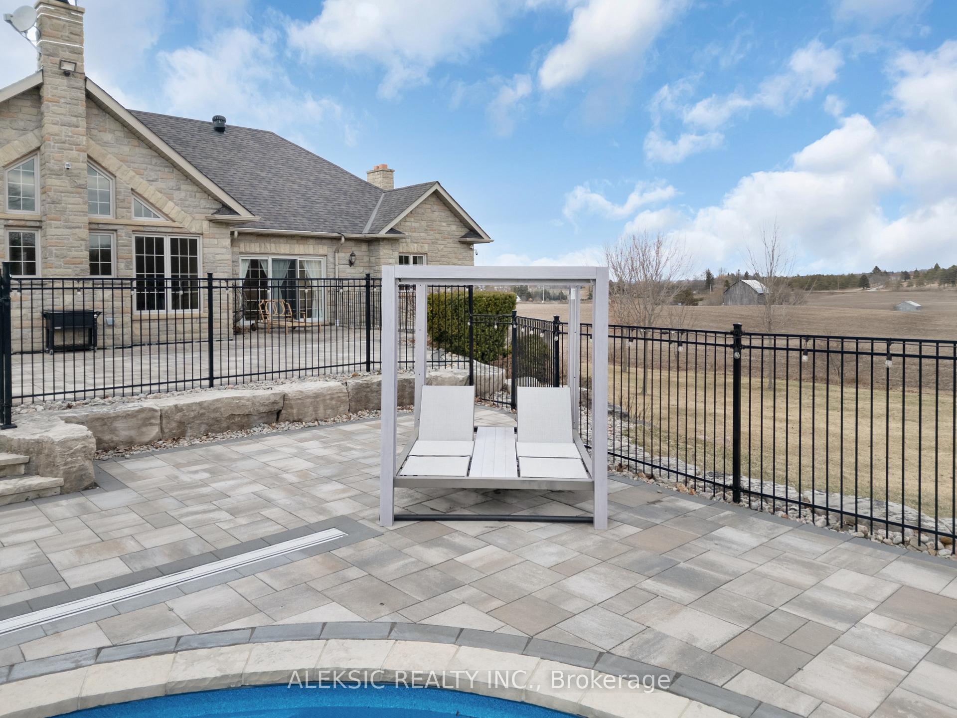 Photo 39 of 9797 Hunsden Side Road, Caledon, Palgrave — HOMEH