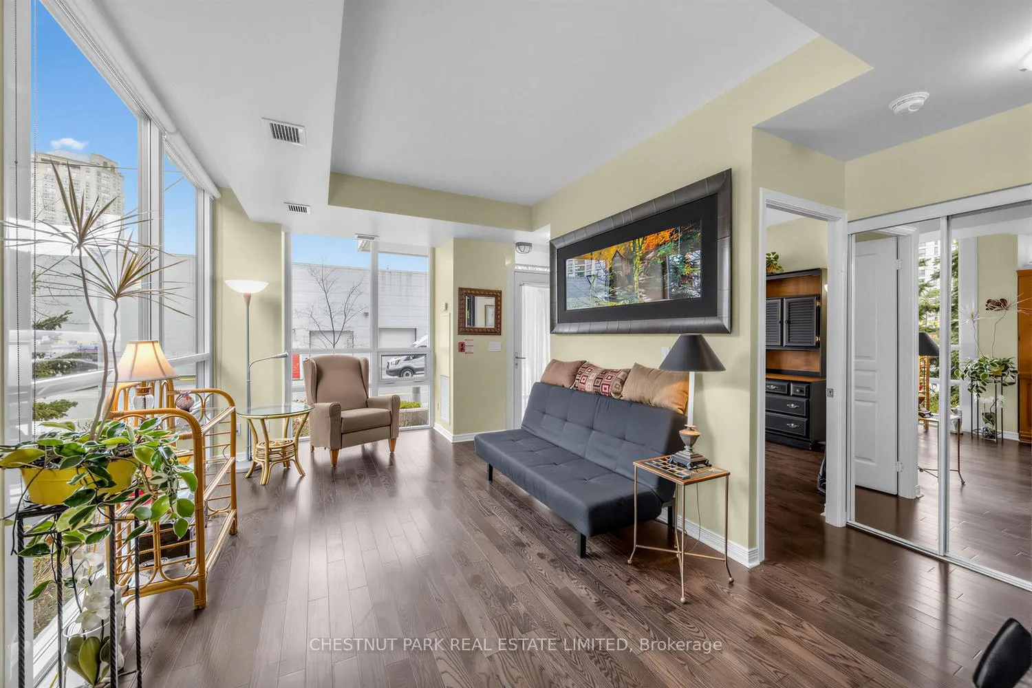 Photo 12 of Unit TH 101, 15 Legion Road, Etobicoke, Mimico — HOMEH
