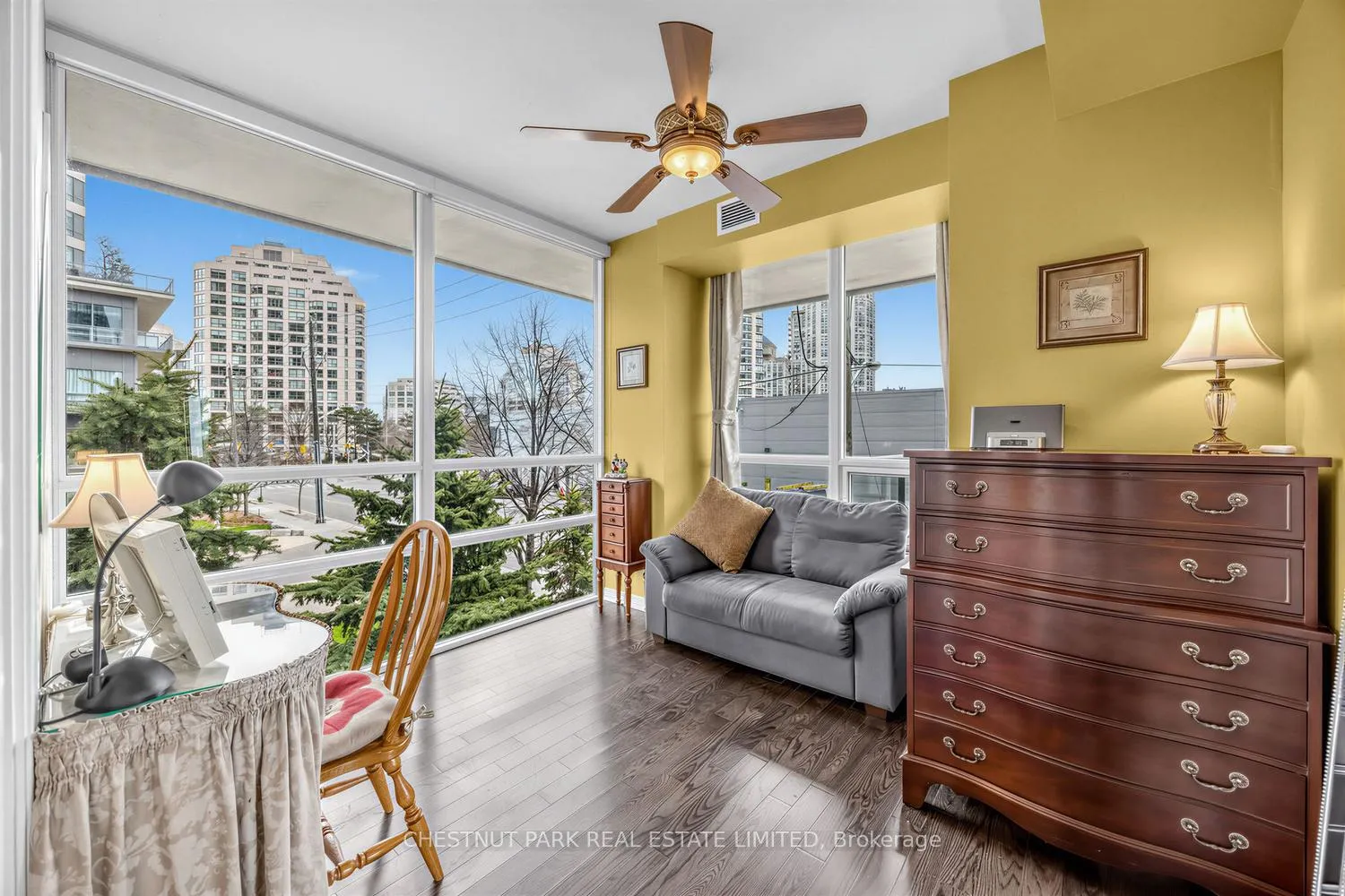 Photo 17 of Unit TH 101, 15 Legion Road, Etobicoke, Mimico — HOMEH