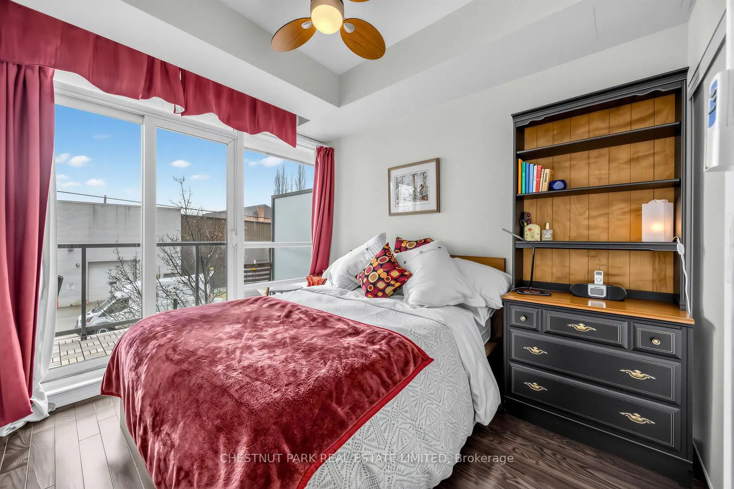 Photo 21 of Unit TH 101, 15 Legion Road, Etobicoke, Mimico — HOMEH