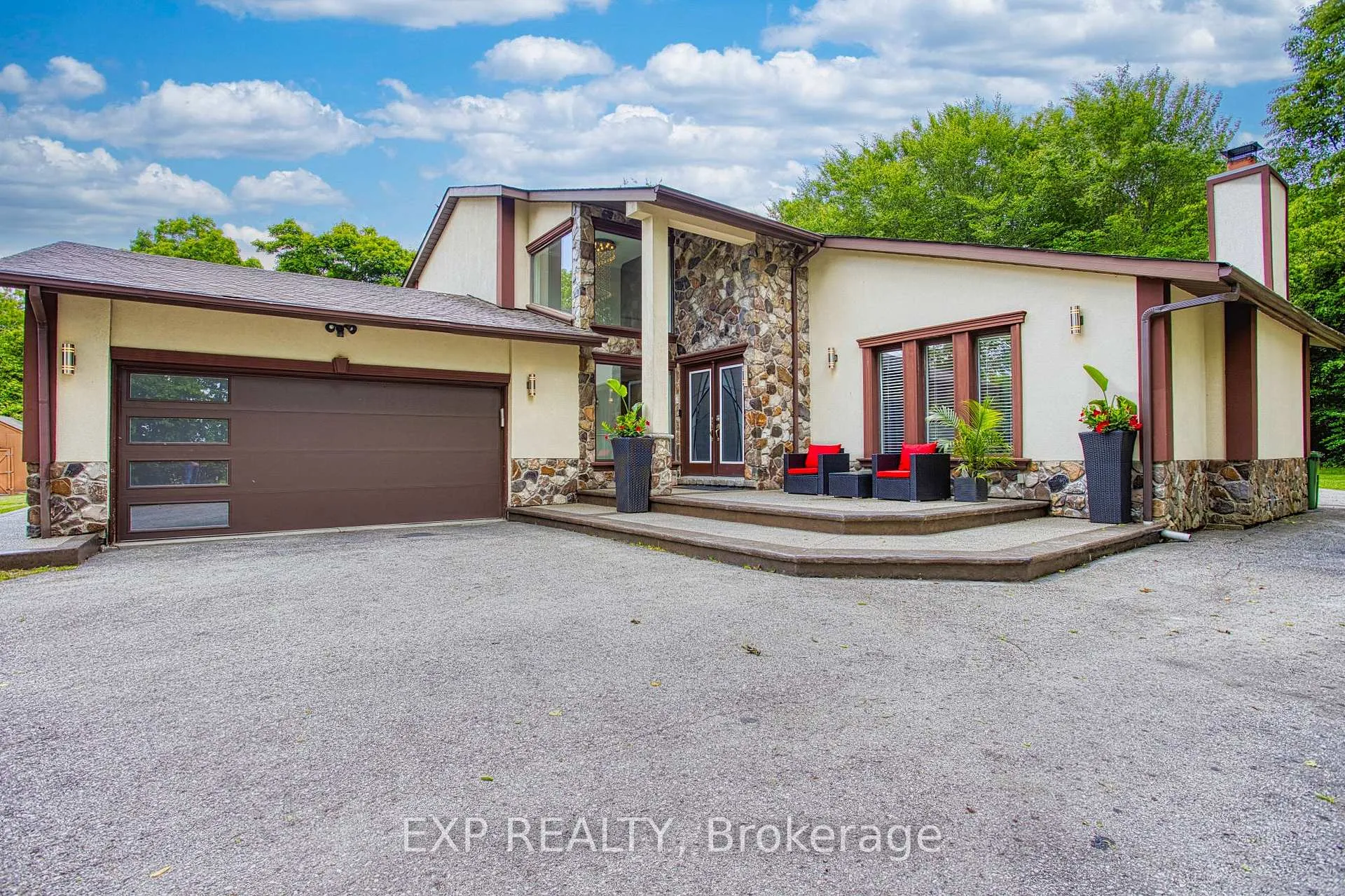 Photo 2 of 3263 Guyatt Road, Hamilton, Rural Glanbrook — HOMEH