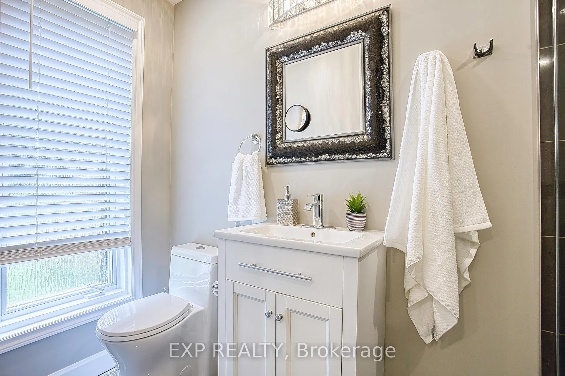 Photo 25 of 3263 Guyatt Road, Hamilton, Rural Glanbrook — HOMEH