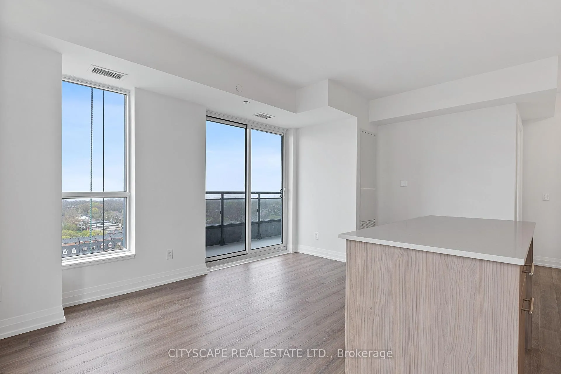 Photo 9 of Unit 1507, 286 Main Street, Toronto, East End-Danforth — HOMEH