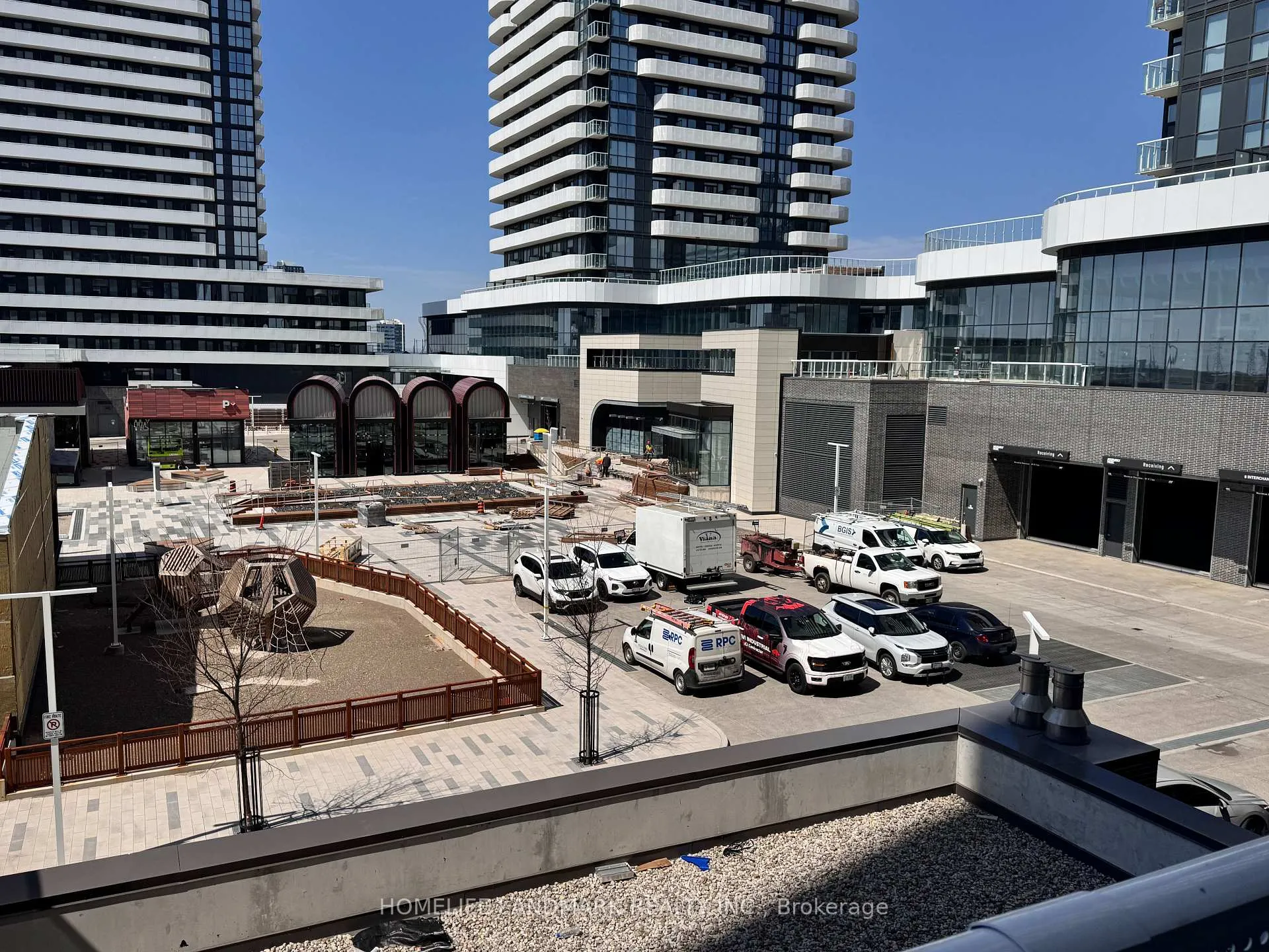 Photo 1 of Unit 301, 28 Interchange Way, Vaughan, Vaughan Corporate Centre — HOMEH