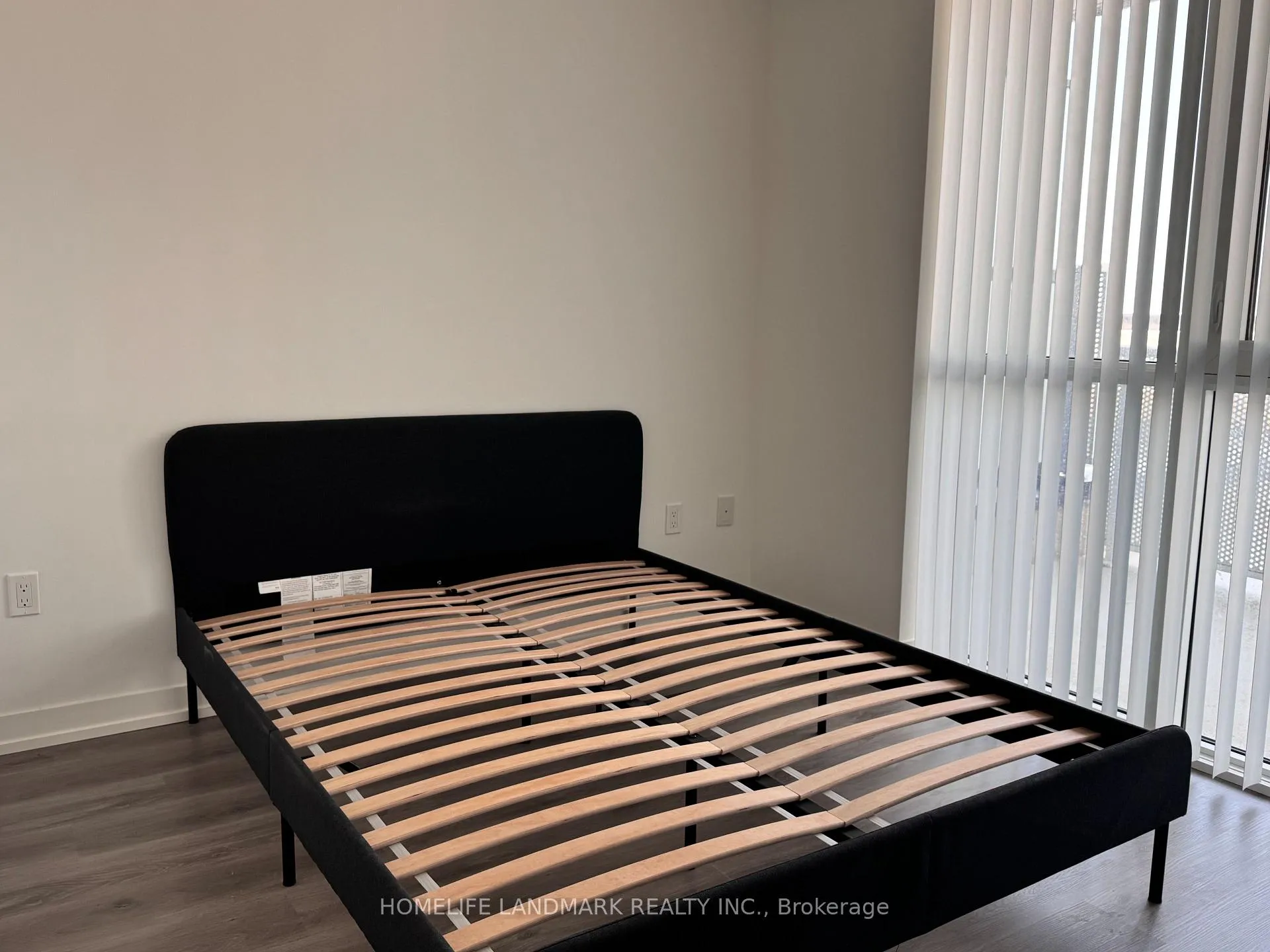 Photo 5 of Unit 301, 28 Interchange Way, Vaughan, Vaughan Corporate Centre — HOMEH