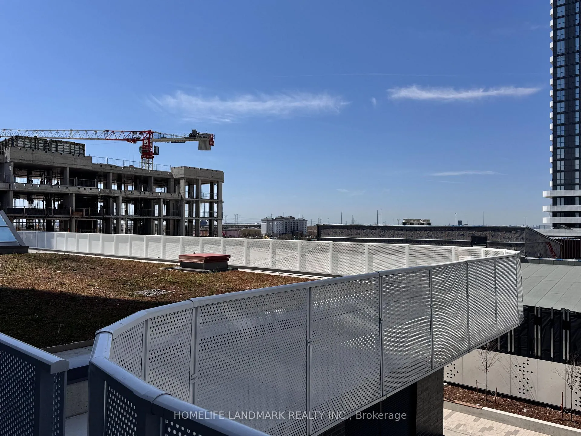 Photo 6 of Unit 301, 28 Interchange Way, Vaughan, Vaughan Corporate Centre — HOMEH